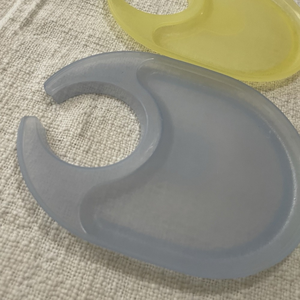 Tupperware Impressions Set of‎ 4 Cup Holder Snackatizer Tray Snack Plates Gift - Picture 2 of 7